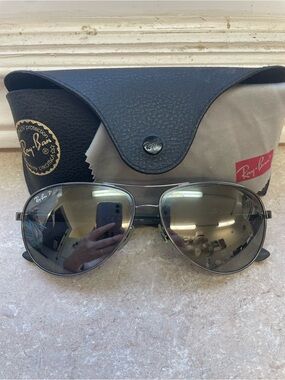 Ray-Ban Aviator Sunglasses